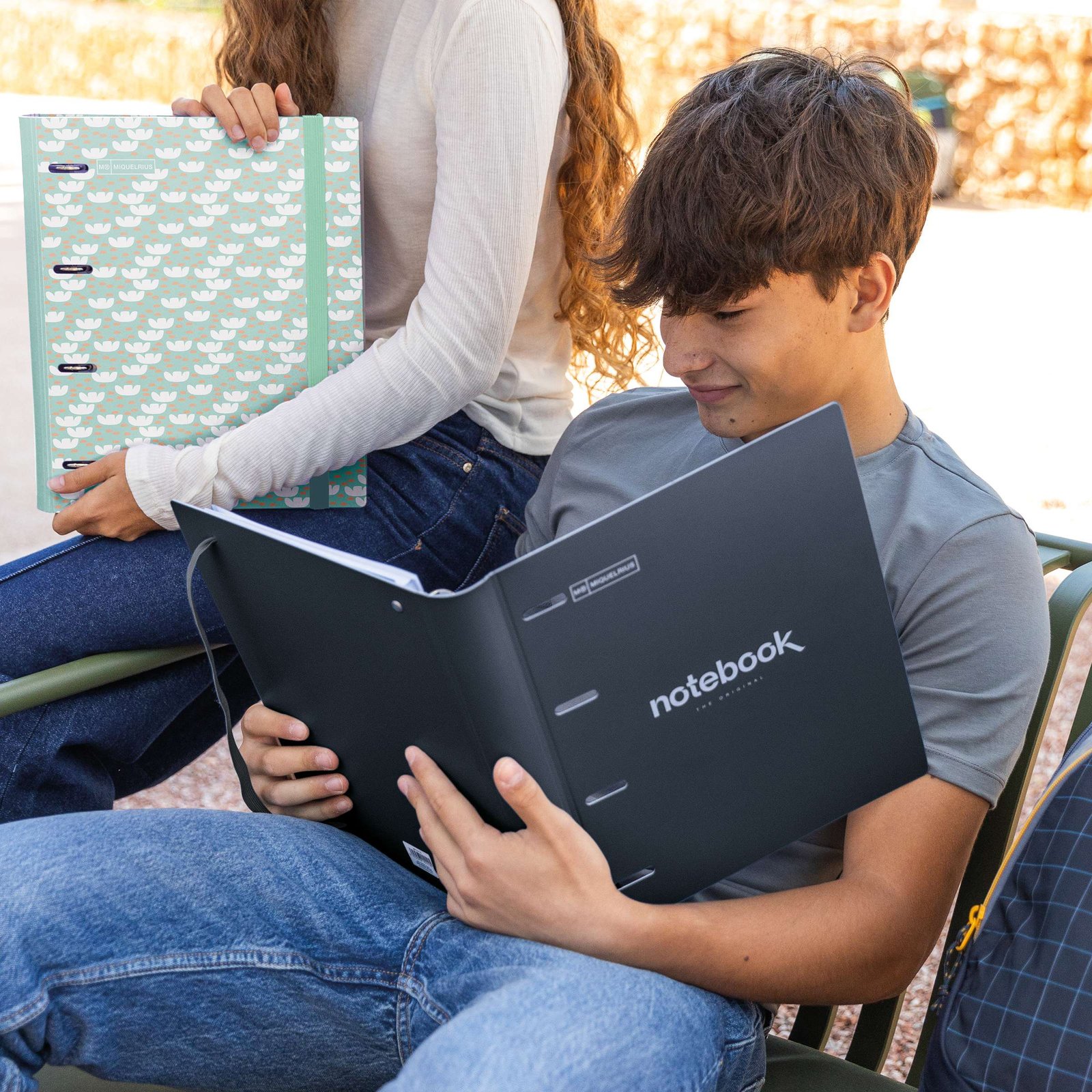 84dc9083c36425438631920e9b08d3670efc811b_MR15111_04